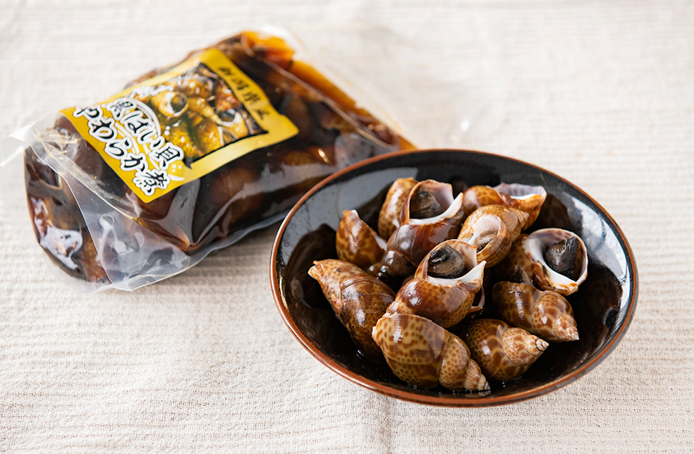 新潟直送計画】新潟県産 黒ばい貝の雪中梅旨煮 – 割烹から松や