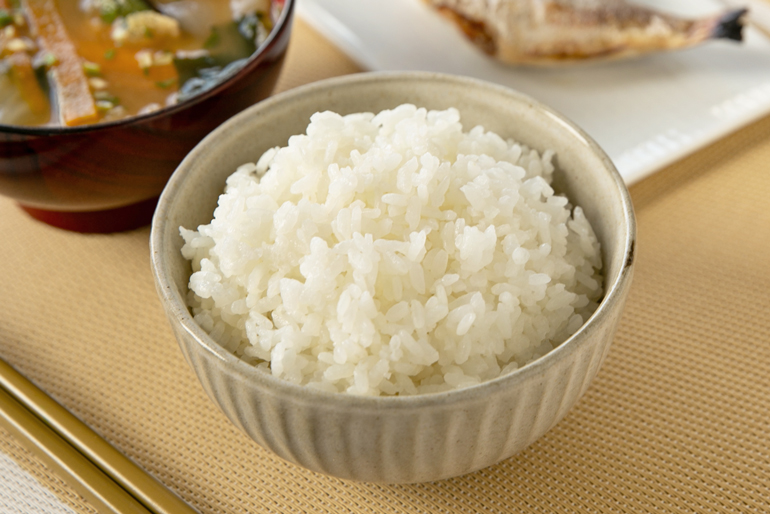 信濃川と中ノ口川の恵みを受けて育ったコシヒカリ