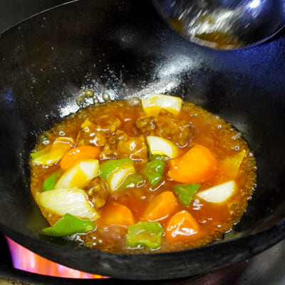 本場の調味料を使った特製ダレ