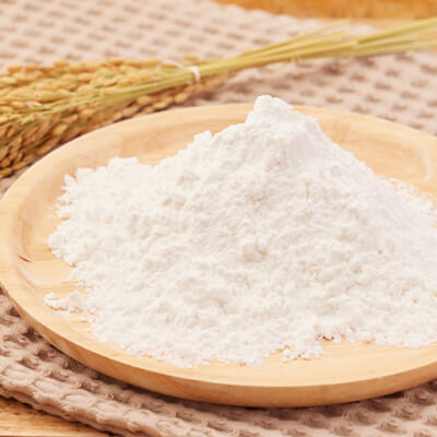 新潟県産米100％の米粉を使用