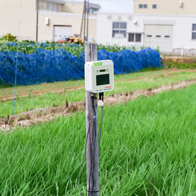 「気象観測装置」で天候をチェック