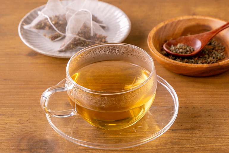 華やかな香りが魅力的な「聖なるハーブ」のお茶