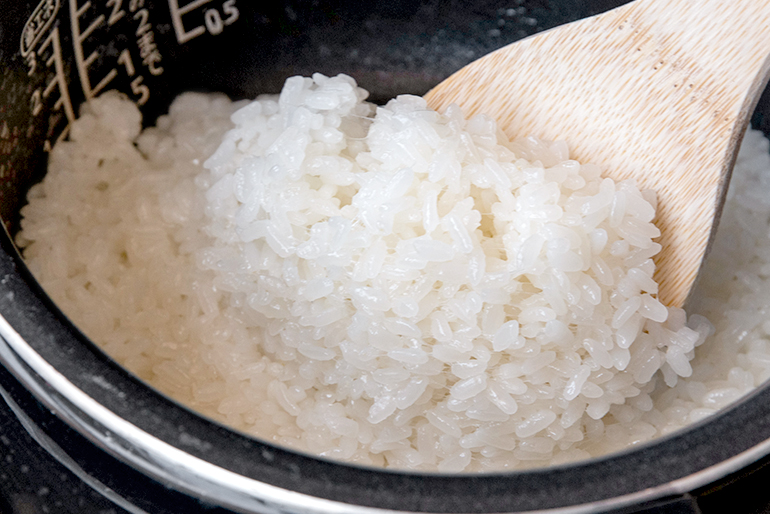 コシの強さや風味がピカイチ!魚沼産こがねもち