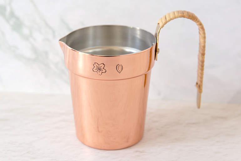 高い熱伝導率ですぐ温まる！純銅製ちろり