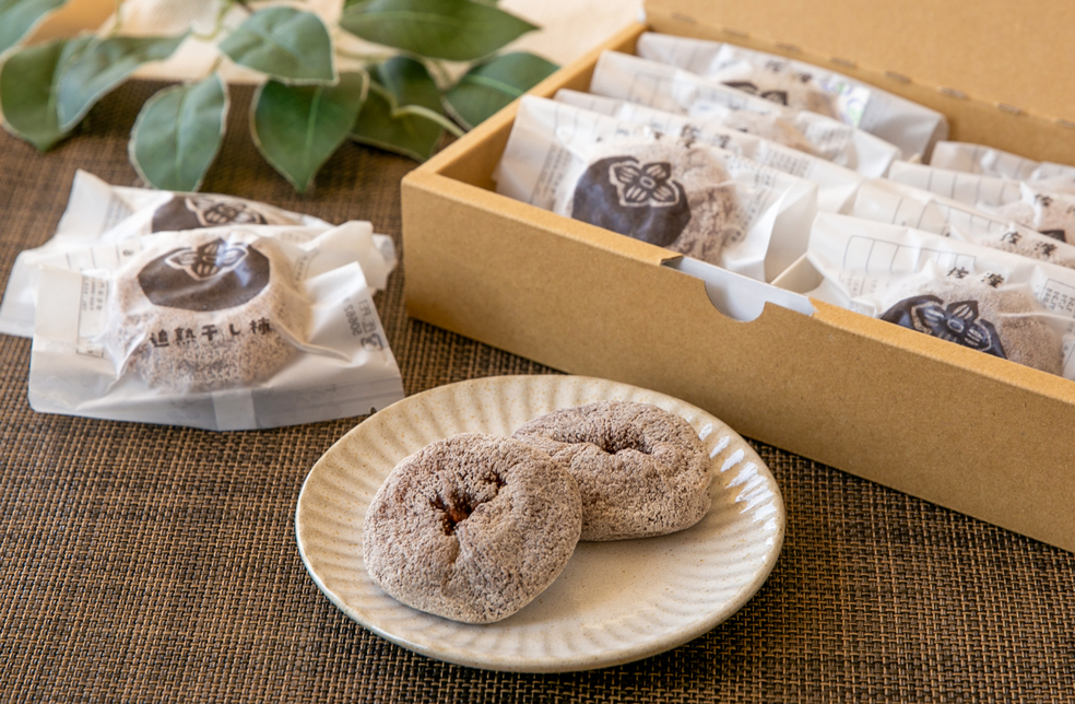 覇江‼️12kg 干し柿 楽天市場】【全額返金】 最高糖度70度 低農薬 鳥取産 ころ柿 1個