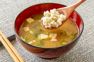 2. 味噌汁