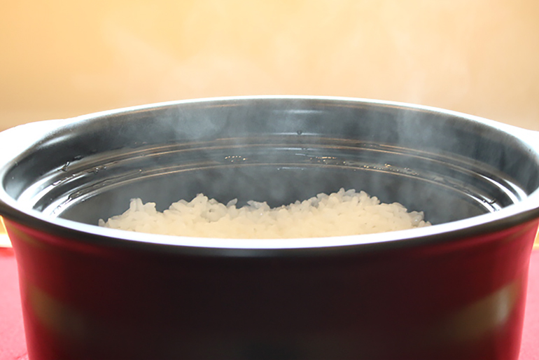 土鍋で炊くと、より甘みと旨みを楽しめます！