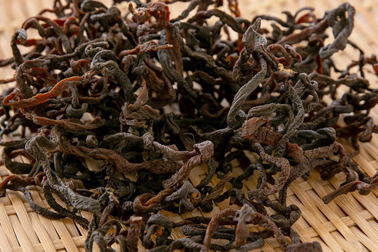 豪雪地帯・能生谷の「干しぜんまい」