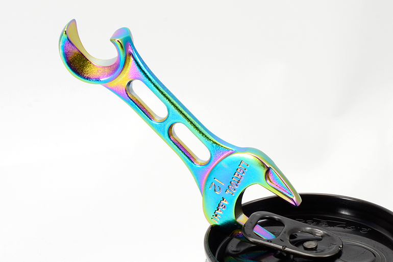 工具と同じ技術で作る「スパナ型ボトルオープナー」