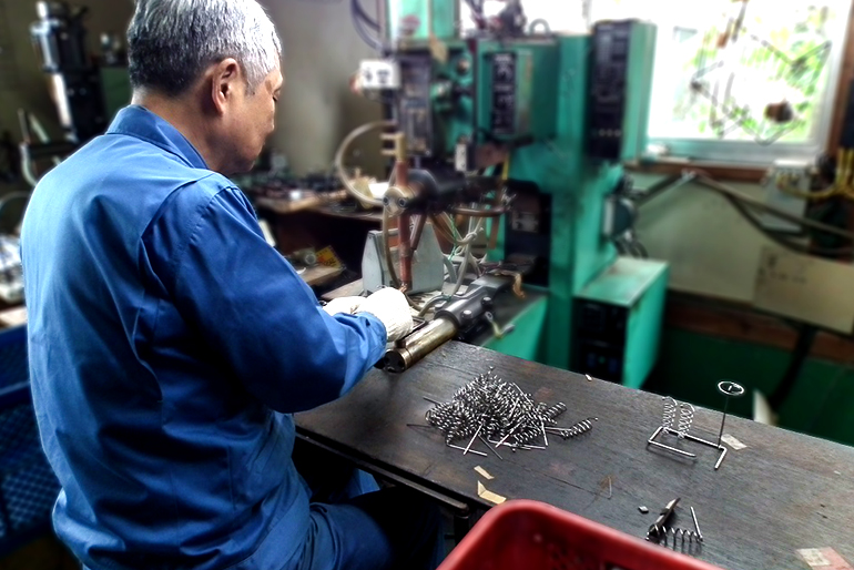 燕三条の技が宿る一品