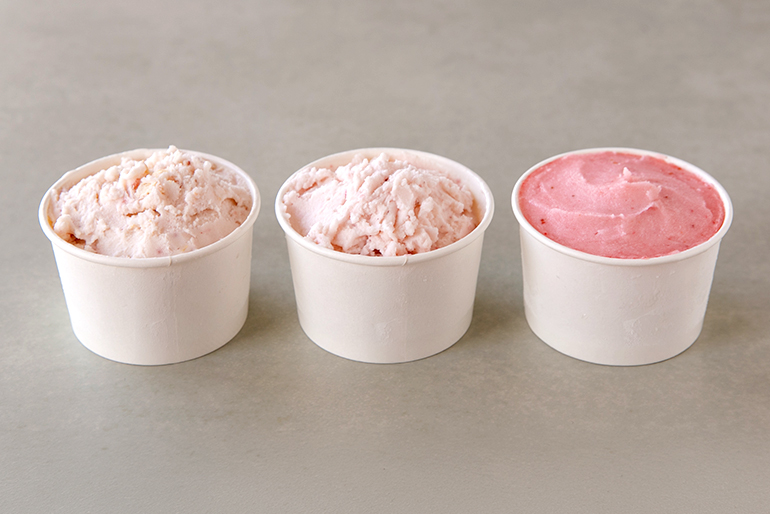 新潟のブランドいちごを贅沢に使ったアイス