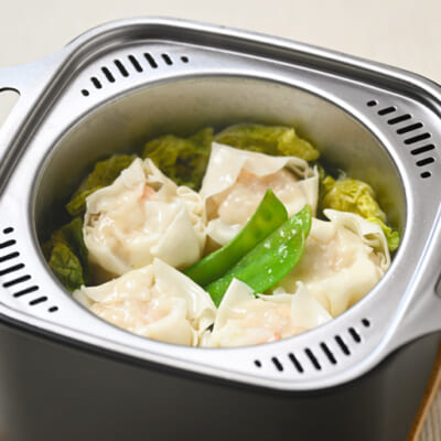 蒸し料理やフォンデュ、鍋を丸ごと使ったプリンにも!