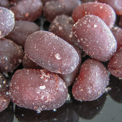 皮を破らずふっくらと炊き上げた「大納言」