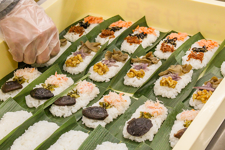 地元の山の幸・海の幸をふんだんに使用！