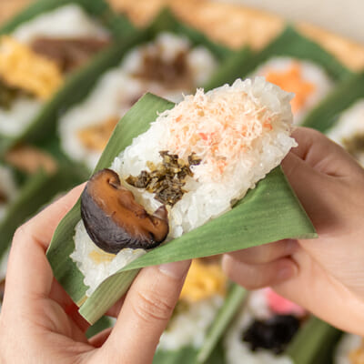 ふわっと笹の香りが漂います