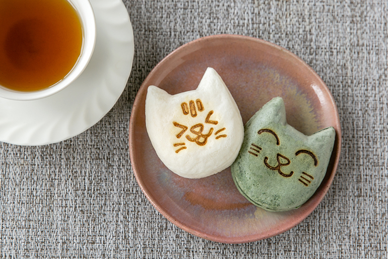 自然解凍でひんやり、電子レンジであつあつ！