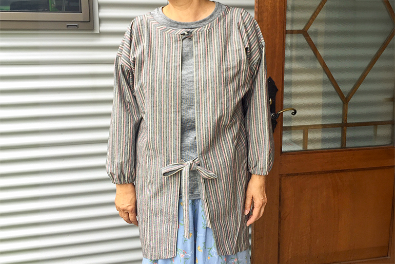 ちょっとした買い出しにも着ていける、上質な綿織物