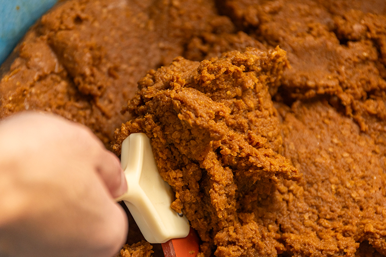 玄米麹ならではの熟成された深みのある香り