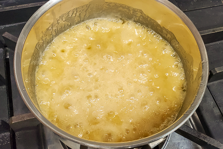 濃厚な香ばしさを生む、こだわりのキャラメル