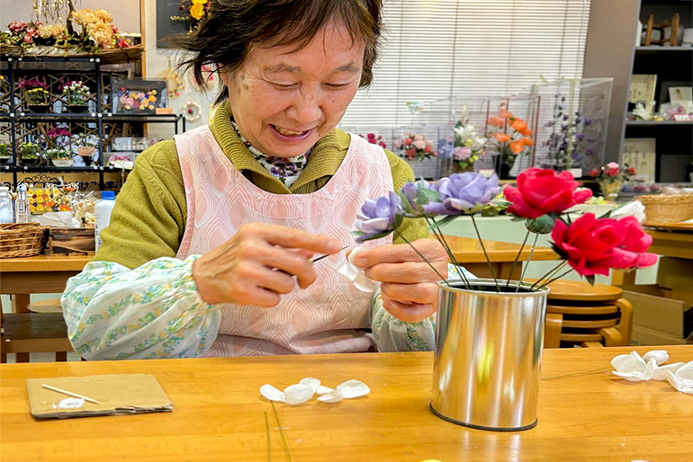 一つ一つ丁寧に作られた「まゆの花」