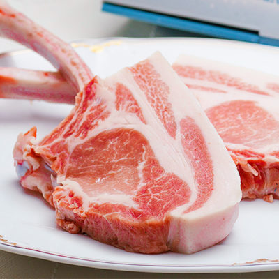 純白のビアンカ（豚バラ肉・豚ロース肉・トマホーク） – 株式会社 佐藤食肉