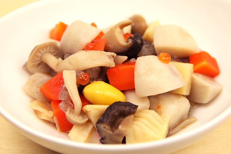 秋から冬に旬を迎える万能食材「里芋」